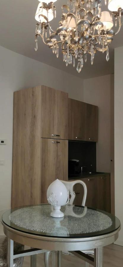 Harmony Appartement Cavalcaselle Buitenkant foto